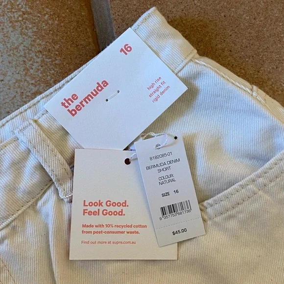 NWT supre bermuda denim shorts in white - Picture 3 of 3